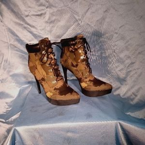 Camo Stiletto Boots